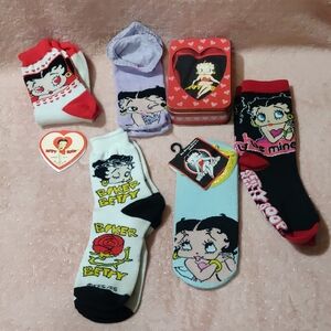 Betty Boop Sucks9-11 &One Pair Of Undies(lg)